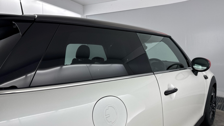 MINI Hatchback 135kW Cooper S Level 2 33kWh 3dr Auto Electric Hatchback